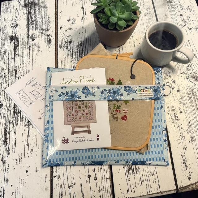 Cross Stitch Project Bag - Blue Vintage Floral - Standard Bag