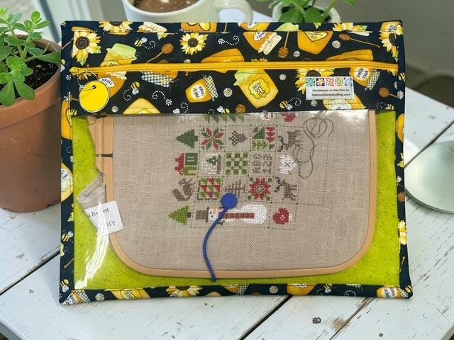 Cross Stitch Project Bag - Bee Honey - Standard Bag
