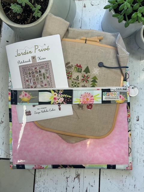 Cross Stitch Project Bag - Soft Floral - Standard Bag
